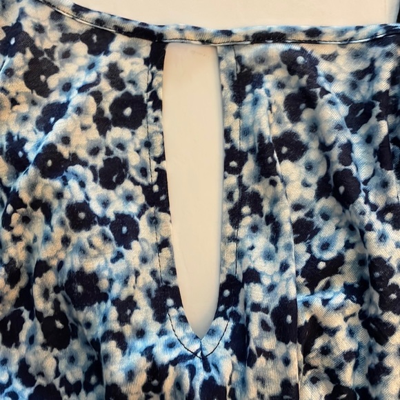 MICHAEL KORS L Long sleeves Blouse bottom hem and wrist elastic Keyhole neckline - Picture 9 of 14